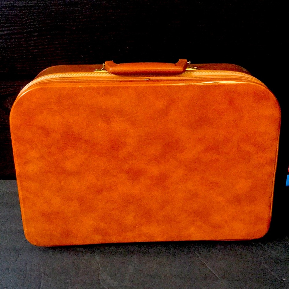 Vintage Retro Celebrity Inc. New York U.S.A Zip Up Luggage - Excellent condition